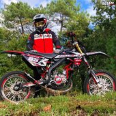 🔥🔥

#gotamdesign #moto #ktm #husqvarna #yamaha #kawasaki #suzuki #honda #beta #derbi #sherco #fantic #gilera #rieju #bikelife #supermot #motocross #enduro #50cc #85cc #125cc #250cc #300cc #450cc #500cc #2stroke #4stroke #ride #grenzgaenger #chrome